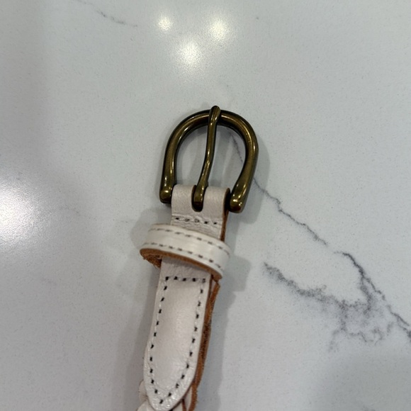 American Eagle Outfitters white braided belt - Picture 3 of 4